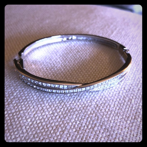 Swarovski Jewelry - Swarovski Bangle Swarovski Jewelry - Swarovski Bangle